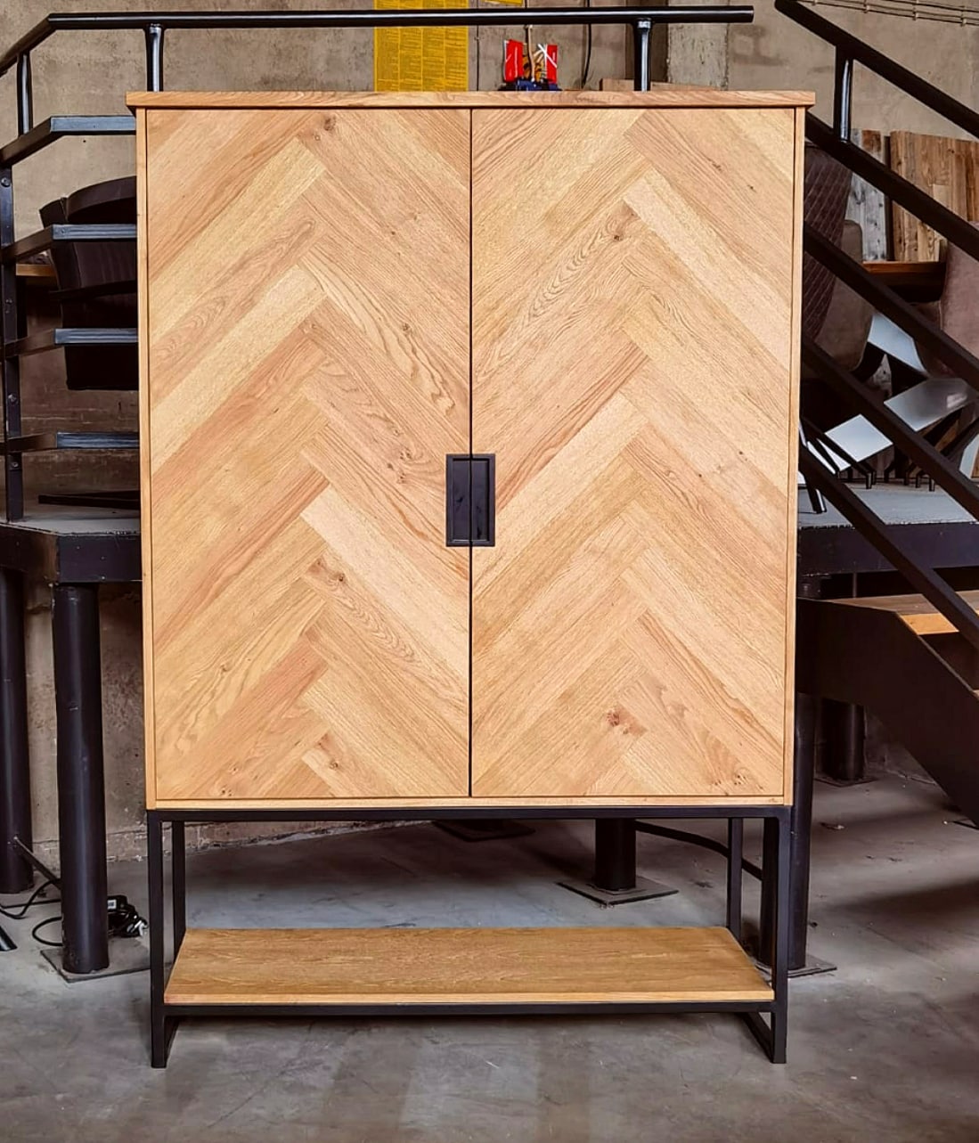 Schrank chicago