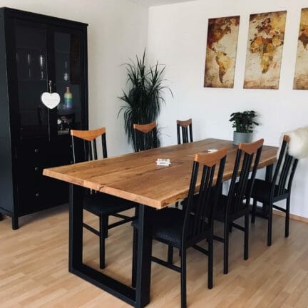 Loft b ohne fase pure geölt. Eine esstisch sollte immer für sich als möbel wirken. Diese massive tischplatte ist genau das richtige hierfür.