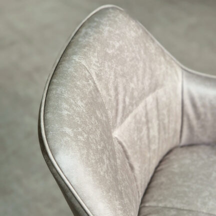 Schalenstuhl arne lederoptik grey detail