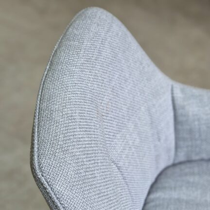 Schalenstuhl arne light grey detail