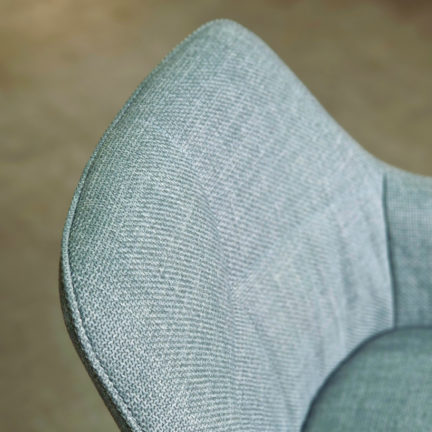 Schalenstuhl arne mint detail
