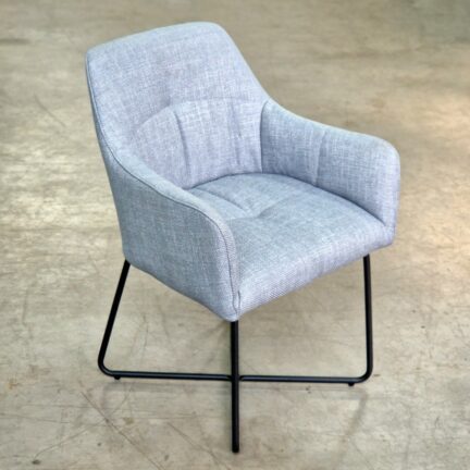 Schalenstuhl arne webstoff light grey