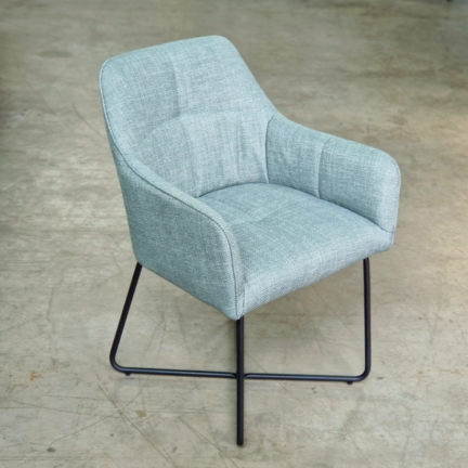 Schalenstuhl arne webstoff mint