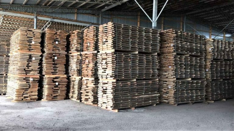 Schnittholz_eiche-luftrocknung-768x430