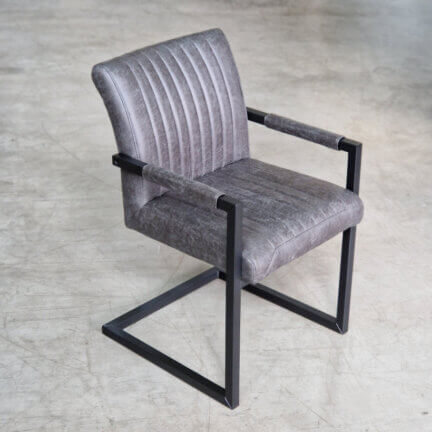 Schwingstuhl rick in dunkelgrau mit metallrahmen