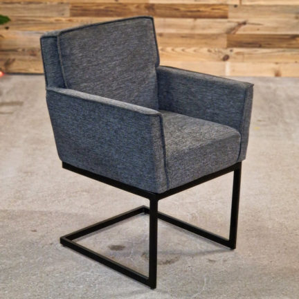 Stuhl henry freischwinger blue grey